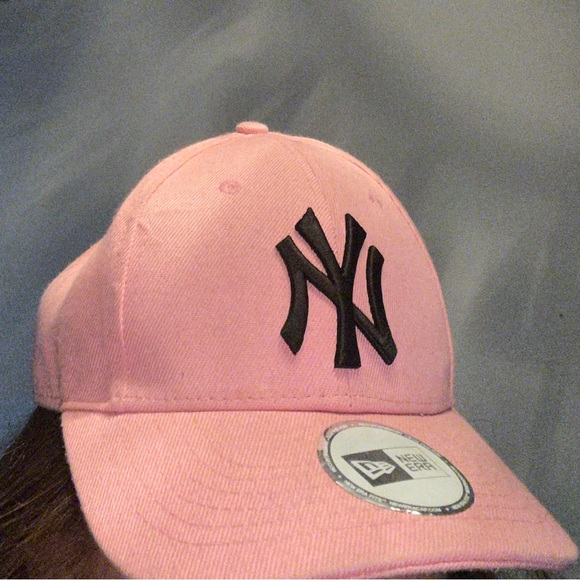 Cap pink - Picture 2 of 3